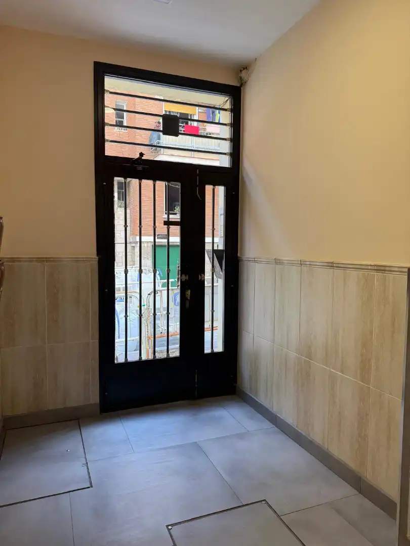 Flat for sale in Madrid  with Air Conditioner and Heating