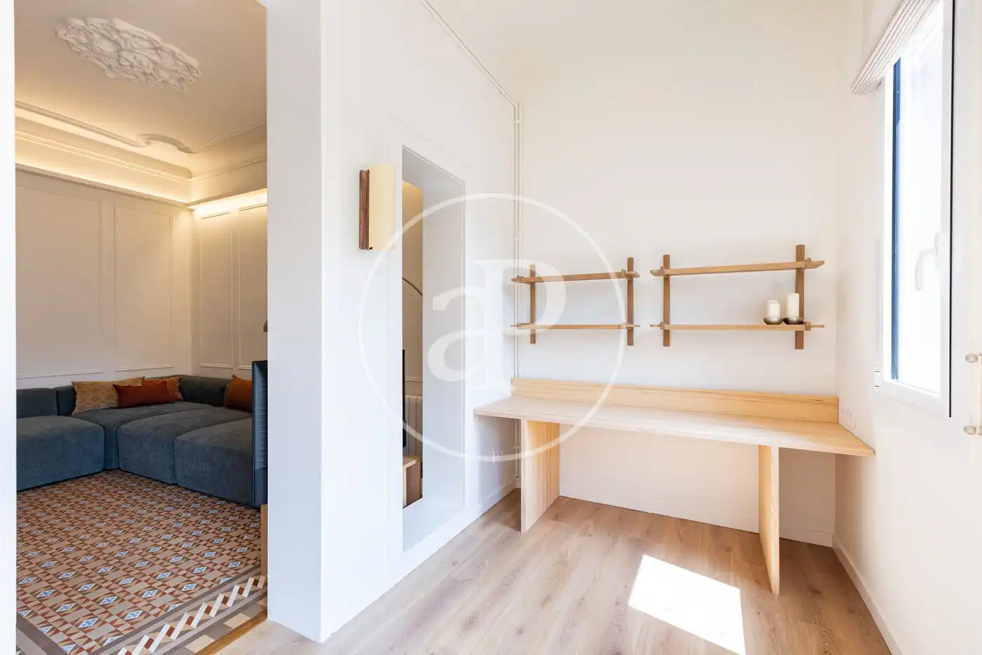 Wohnung zum Verkauf in Barcelona mit Klimaanlage, Heizung und Möbliert