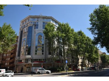 Pis amb ascensor en venda a Calle Wssell de Guimbarda