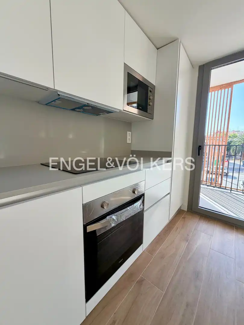 Kitchen of Flat for rent in Valencia  with Air Conditioner, Heating and Private garden
