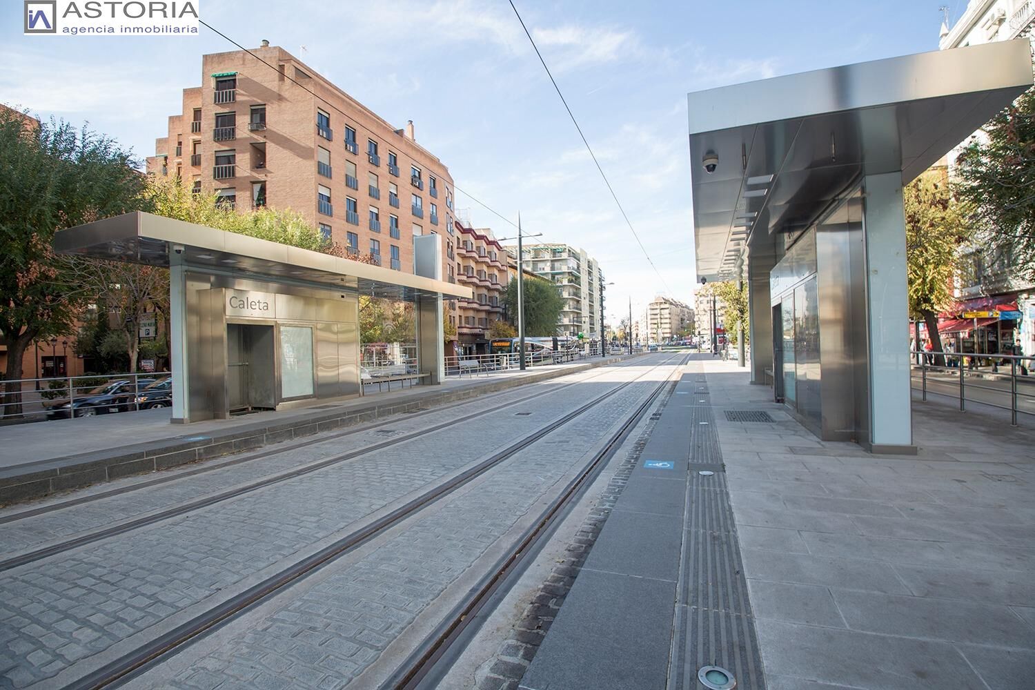 Vista exterior de Oficina de lloguer en  Granada Capital