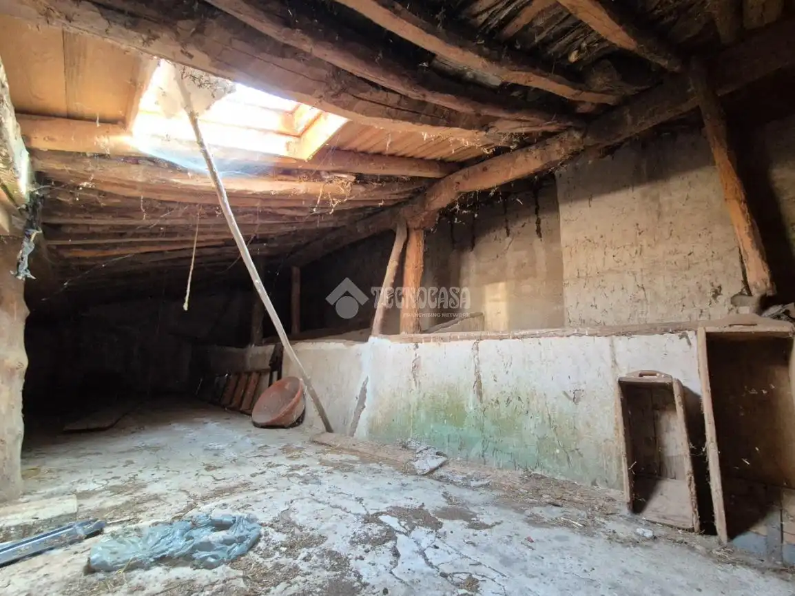 Casa adosada en venda en Sigüenza