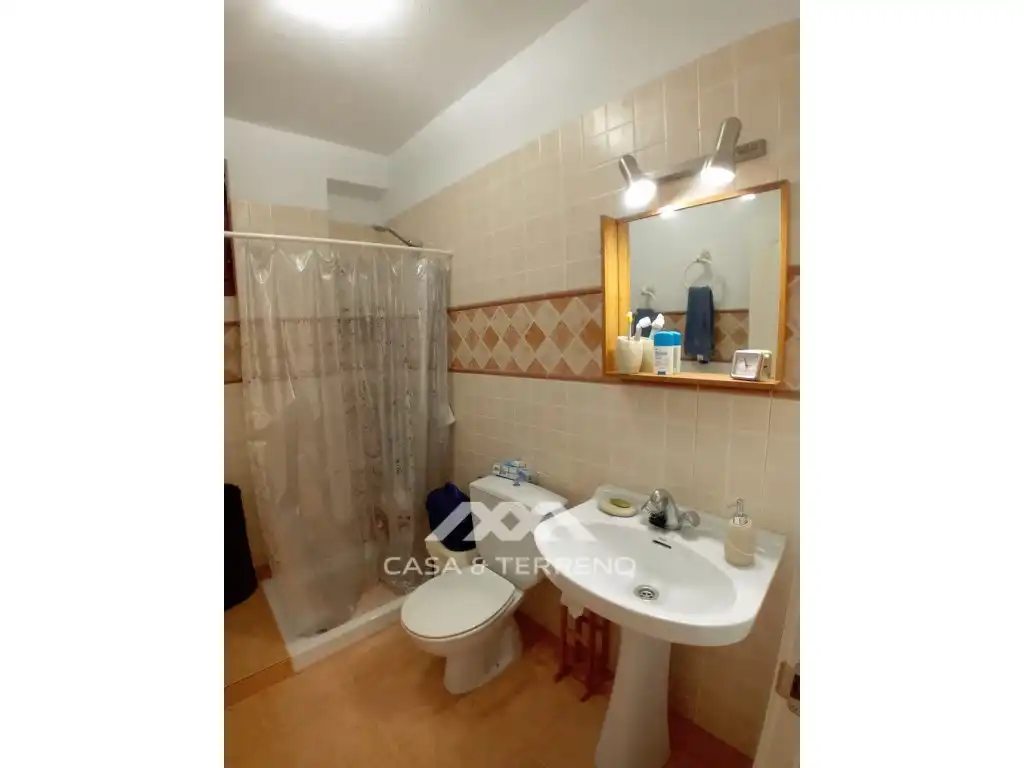 Bany de Casa o xalet en venda en Alozaina amb Piscina