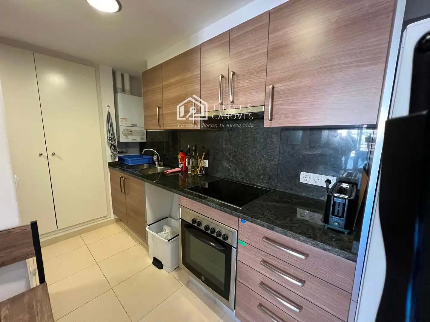 Kitchen of Flat for sale in Girona  with Air Conditioner, Heating and Parquet flooring