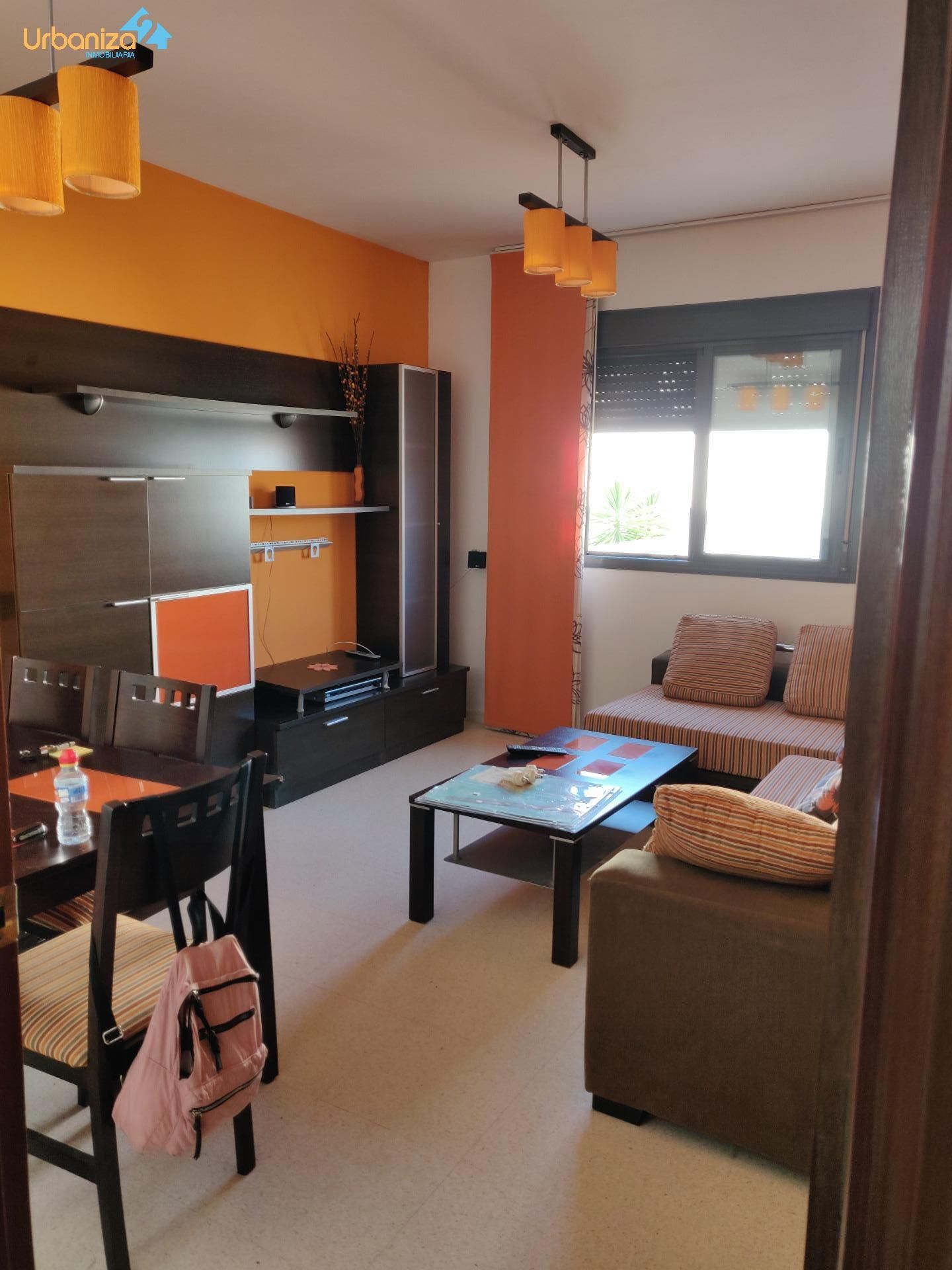Sala de estar de Casa adosada en venta en La Albuera con Terraza, Trastero y Balcón