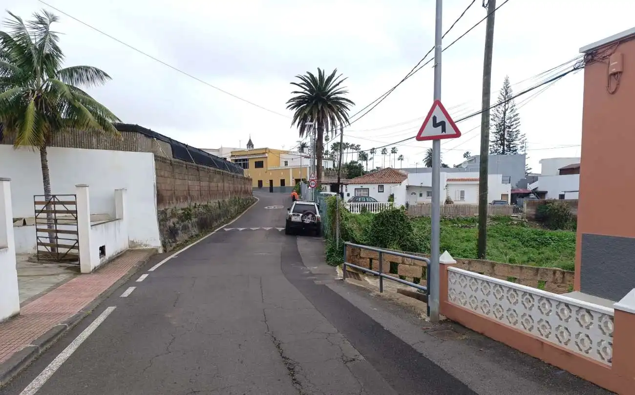 Vista exterior de Residencial en venda en San Cristóbal de la Laguna