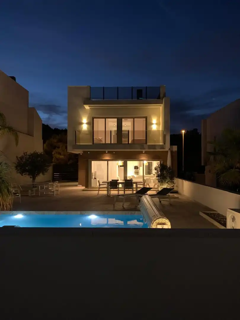 Vista exterior de Casa o chalet de alquiler en San Miguel de Salinas con Aire acondicionado, Calefacción y Jardín privado