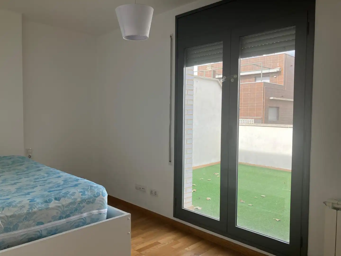 Habitación de Ático en venta en Fraga con Aire acondicionado, Calefacción y Terraza
