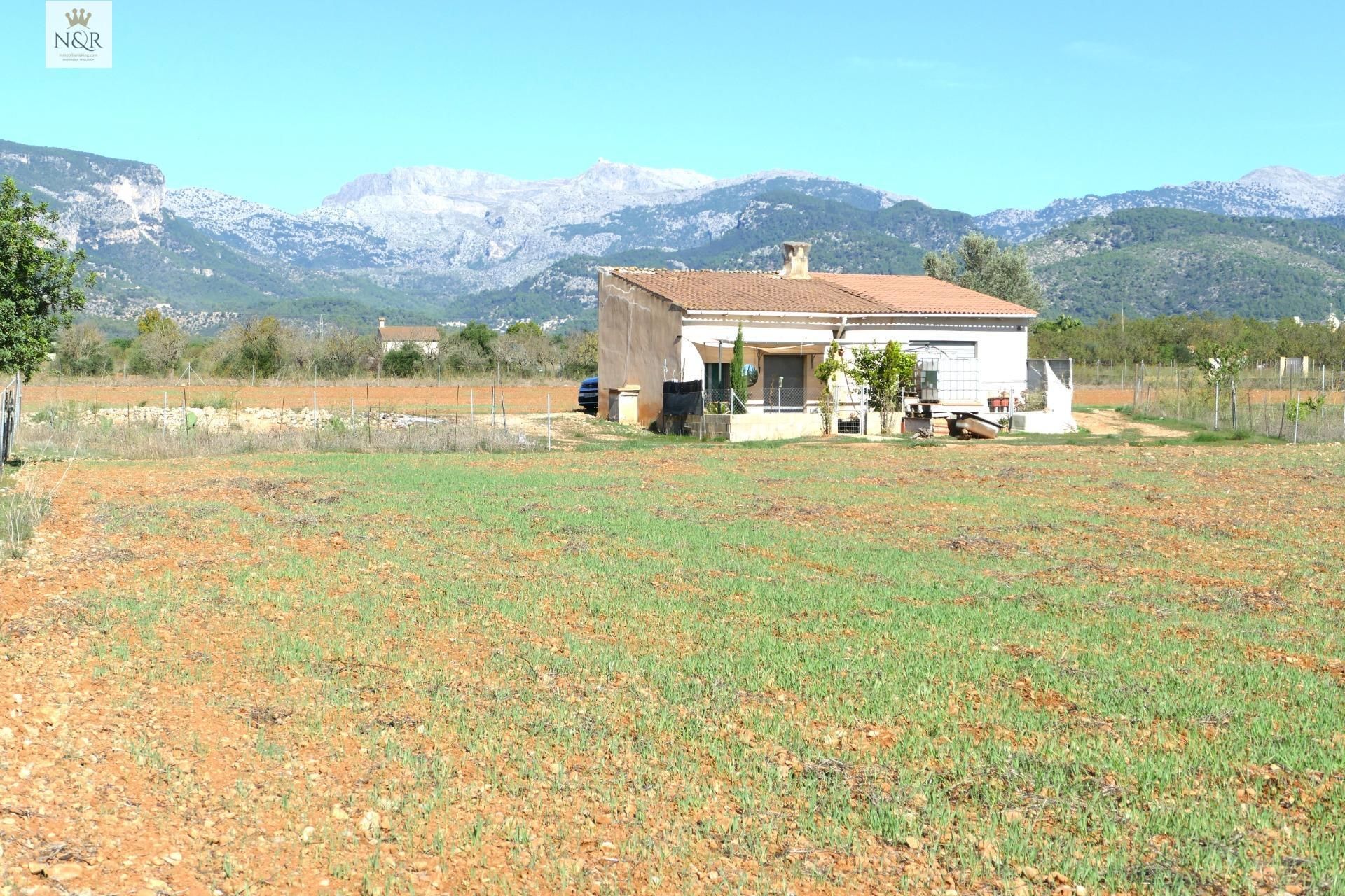 Country house for sale in Binissalem