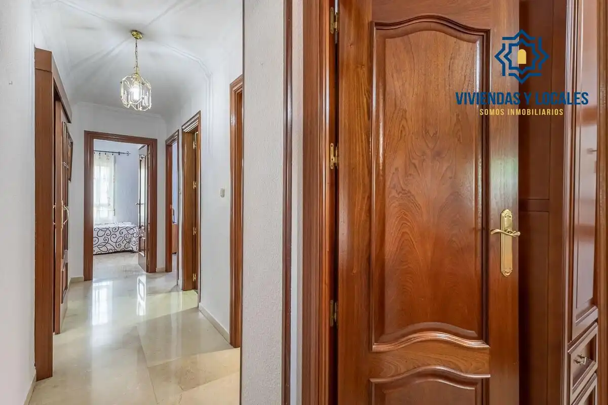 Piso con ascensor en venta en Calle ARQUITECTO JIMENEZ LACAL, imagen 16