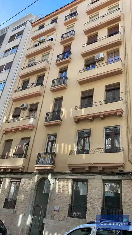 Vista exterior de Pis de lloguer en Alicante / Alacant amb Aire condicionat, Calefacció i Terrassa
