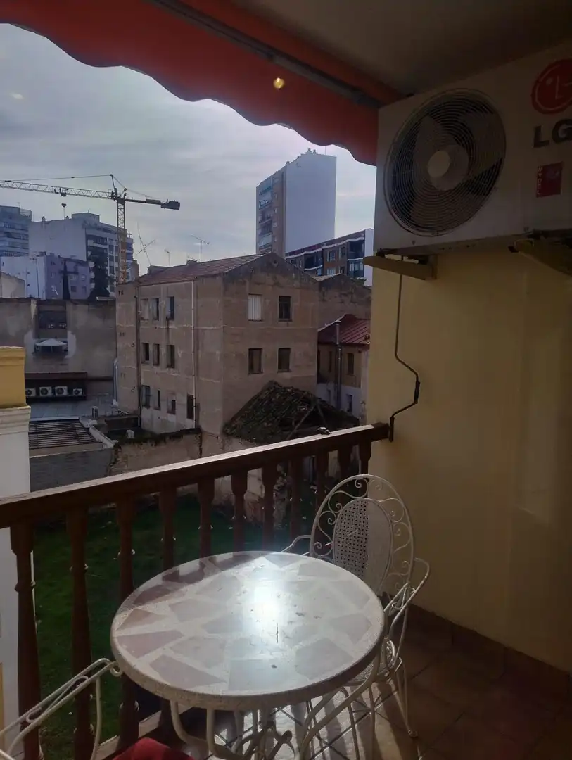 Terraza de Piso en venta en Ciudad Real con Calefacción, Terraza y Amueblado