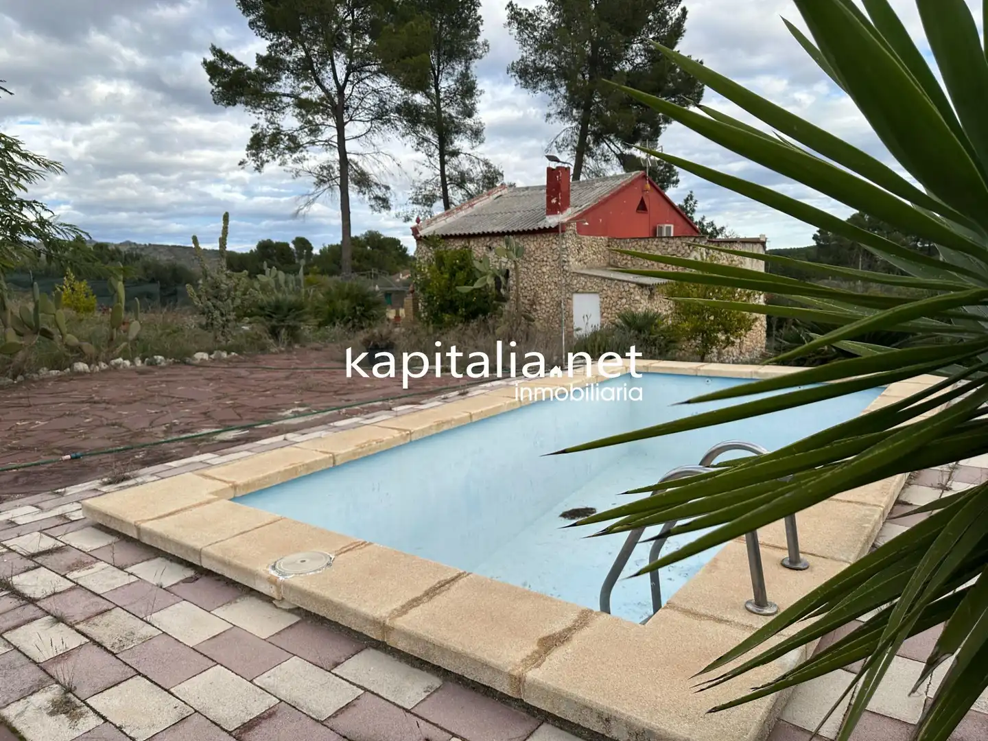 Country homes for sale in Ontinyent  with Private garden, Storage room and Swimming Pool