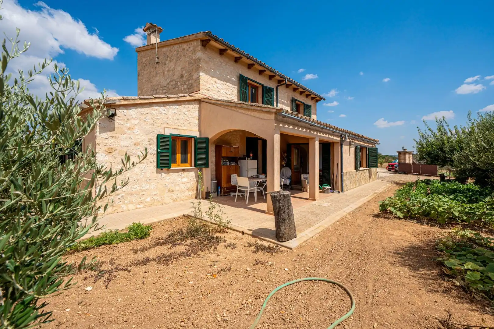 Vista exterior de Finca rústica en venda en Algaida amb Jardí privat, Terrassa i Alarma