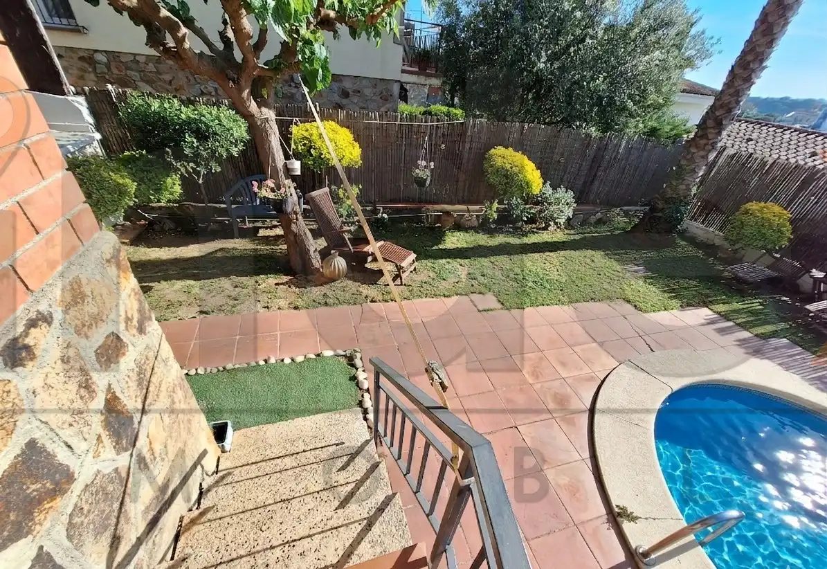 Jardín de Casa o chalet en venta en Arenys de Mar con Calefacción, Jardín privado y Parquet