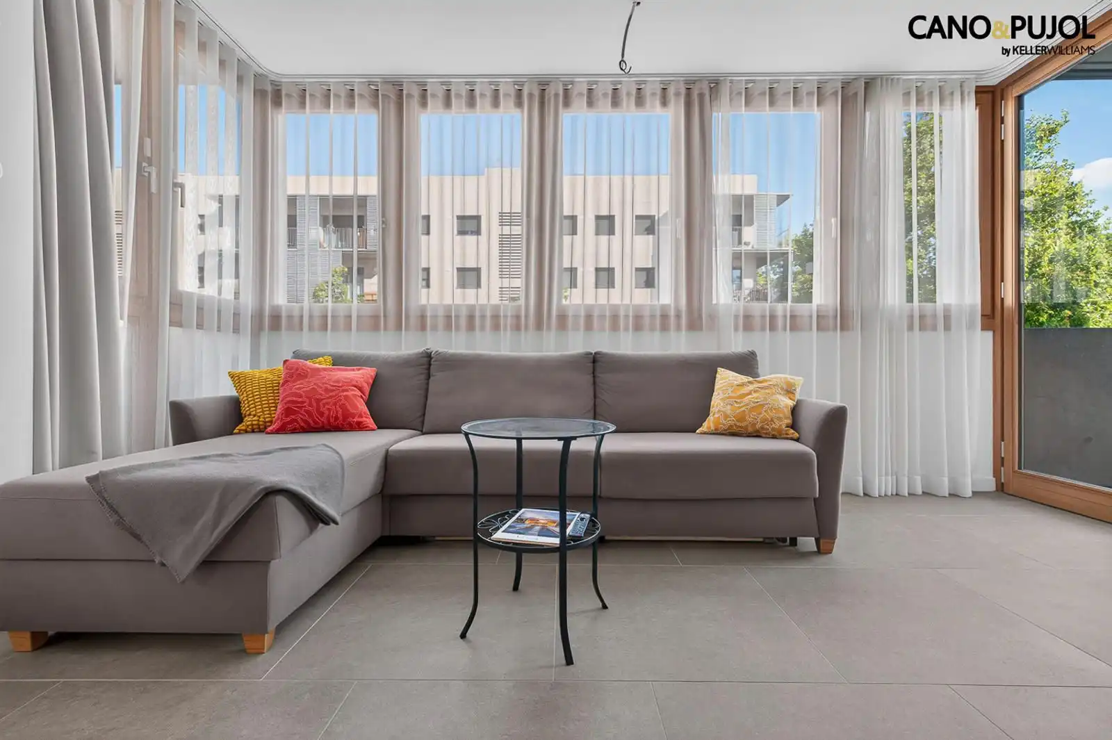 Piso con terraza en venta en josep tarradellas, imagen 24