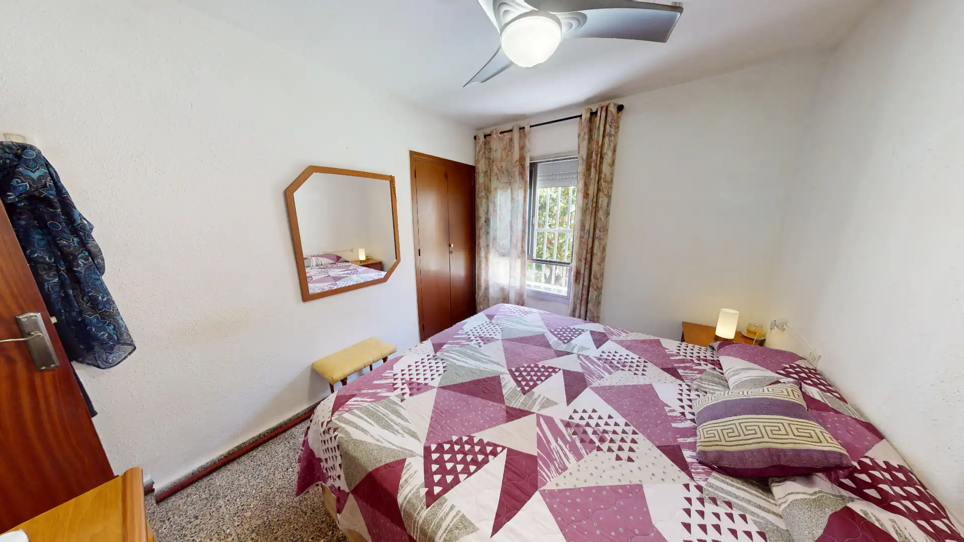 Habitación de Piso en venta en Alicante / Alacant con Terraza y Internet