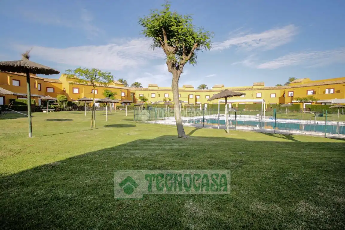Garden of Flat for sale in Rota  with Air Conditioner, Terrace and Storage room