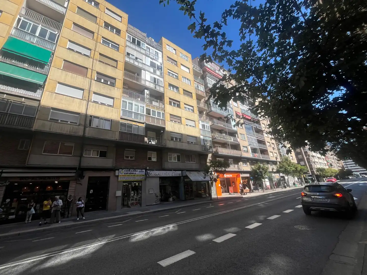 Pis amb ascensor en venda a Calle de Santander 32