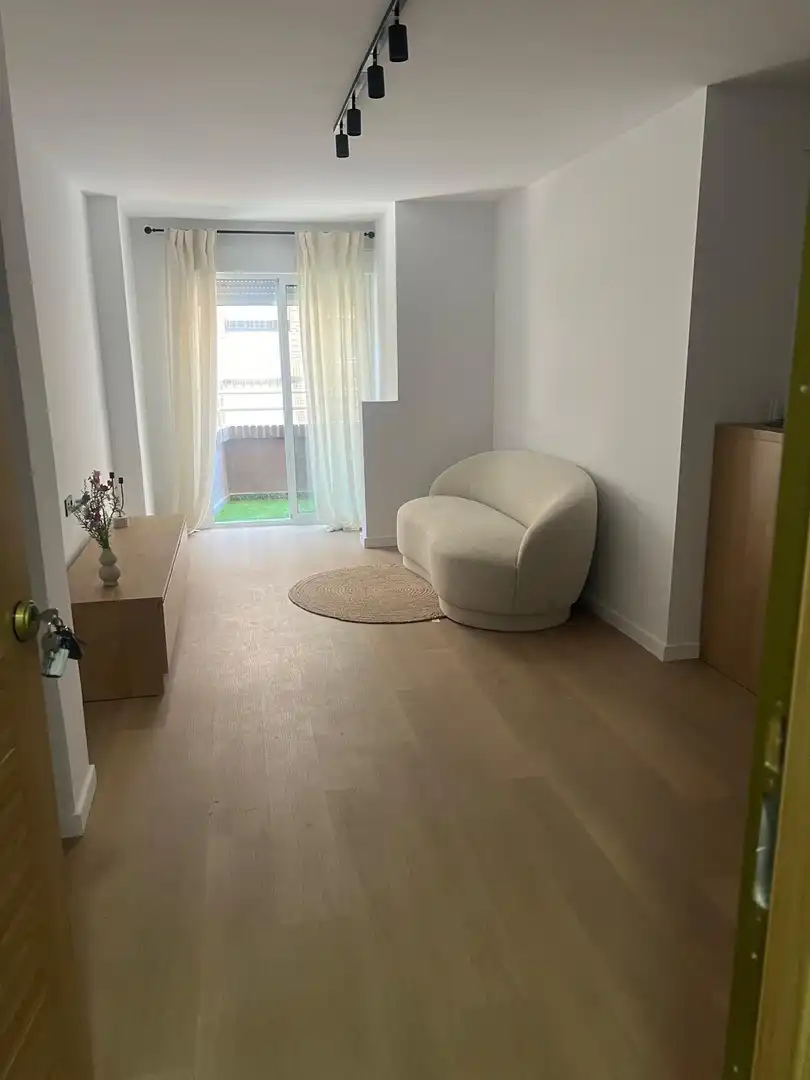 Living room of Flat for sale in Ontinyent  with Parquet flooring, Storage room and Furnished