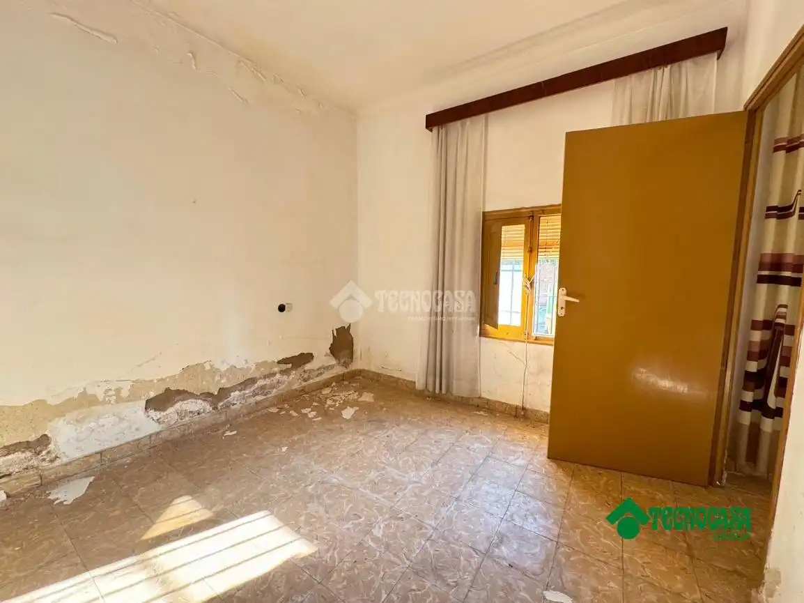 Houses for sale in Alcabón
