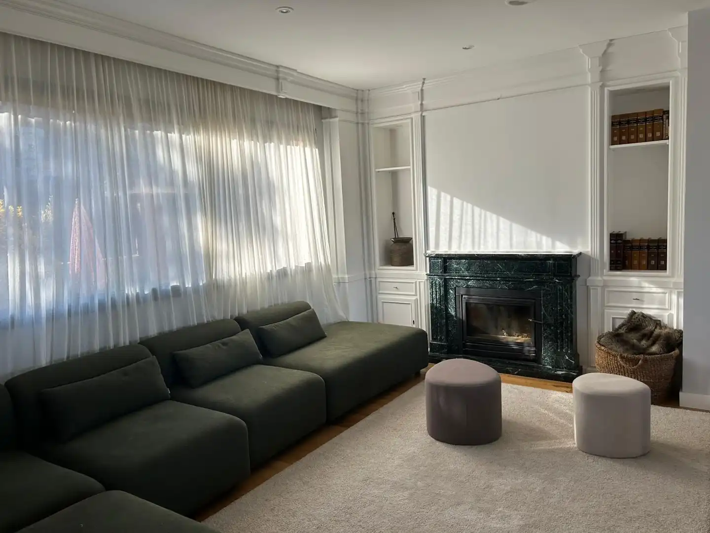 Sala de estar de Casa o chalet de alquiler en Sant Just Desvern con Aire acondicionado, Calefacción y Terraza