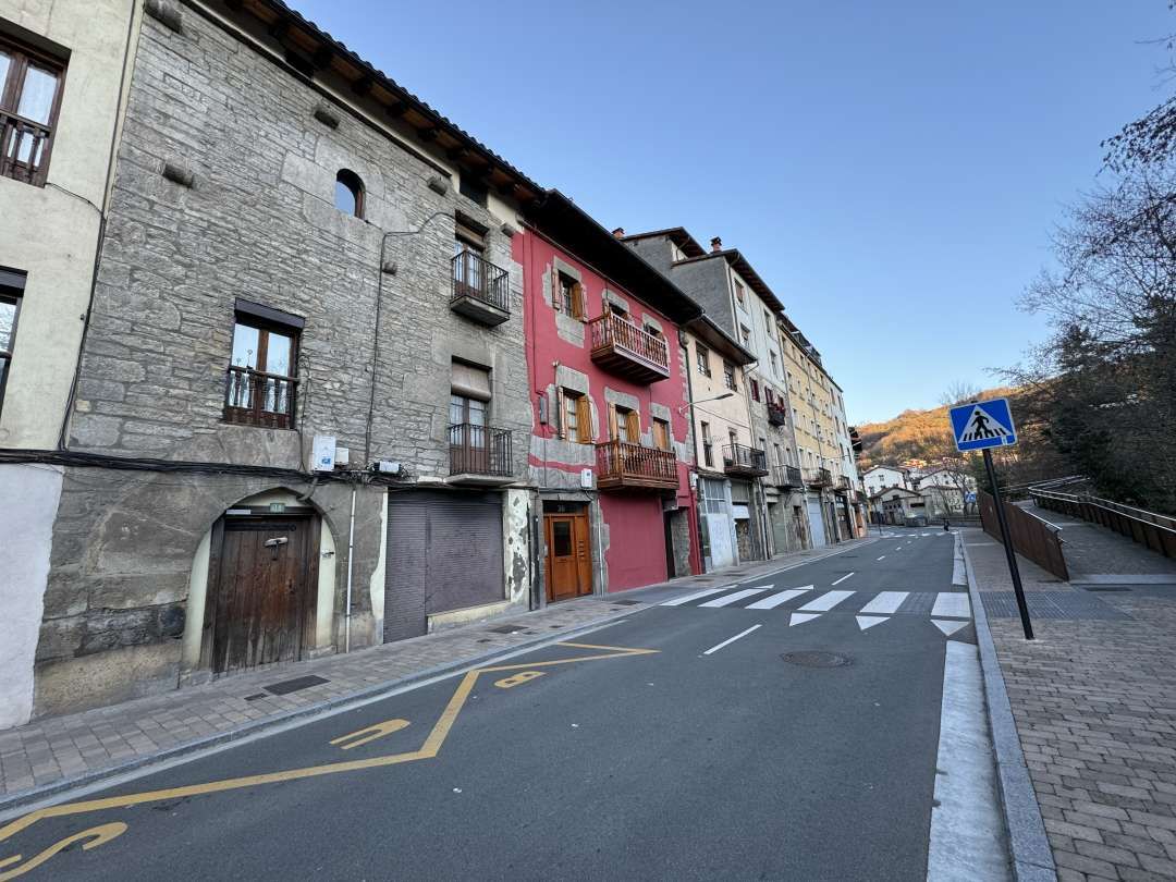 Exterior view of Flat for sale in Bergara  with Heating, Private garden and Furnished