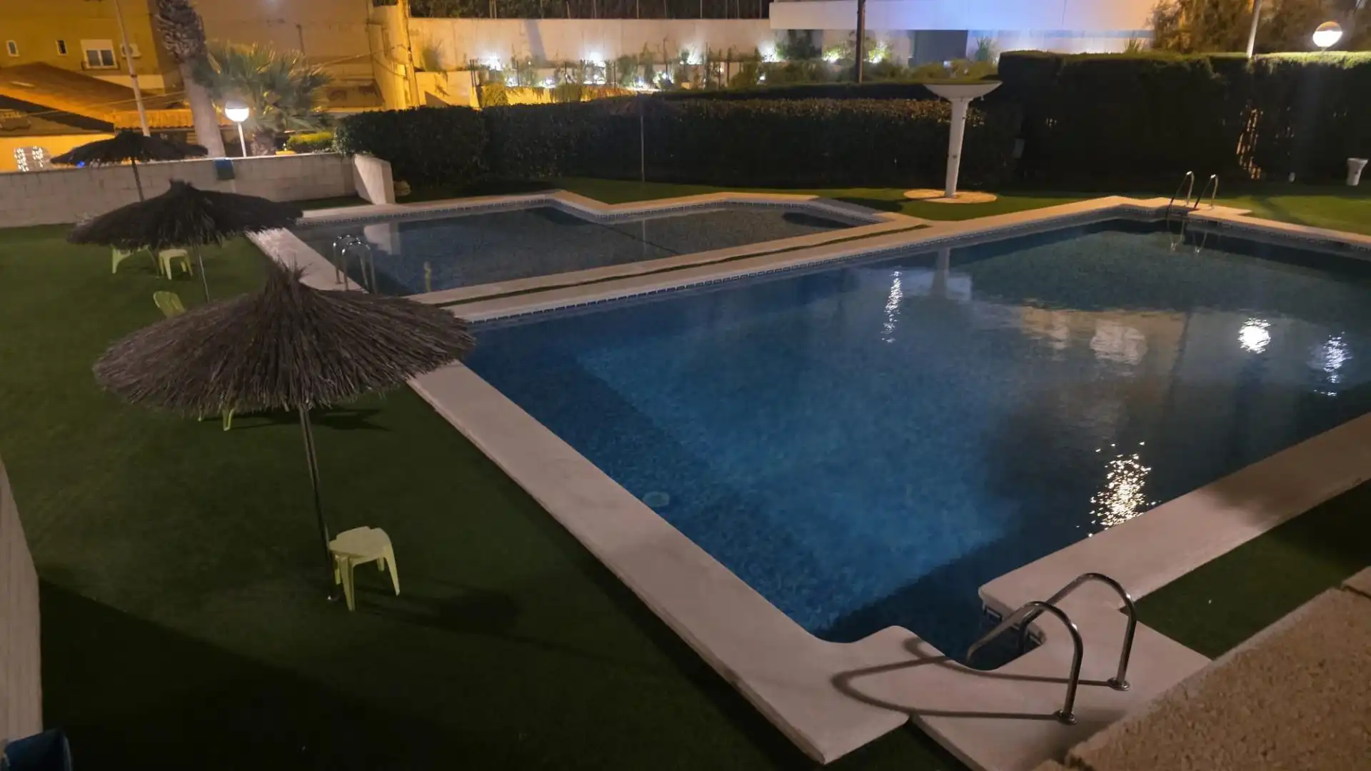 Bajo con piscina en venta en Playa Muchavista, imagen 38