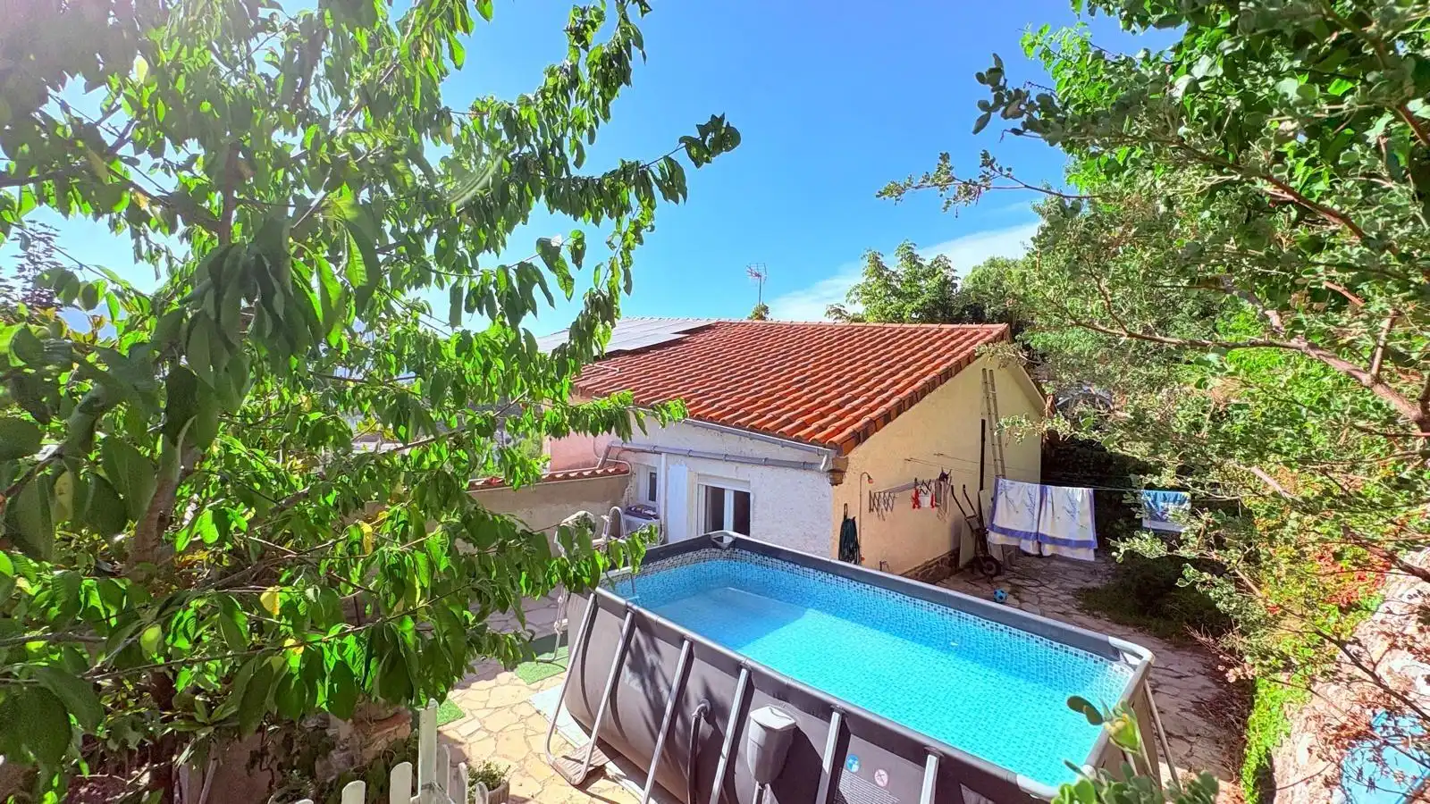 Piscina de Casa o xalet en venda en Castellar del Vallès amb Aire condicionat, Calefacció i Jardí privat