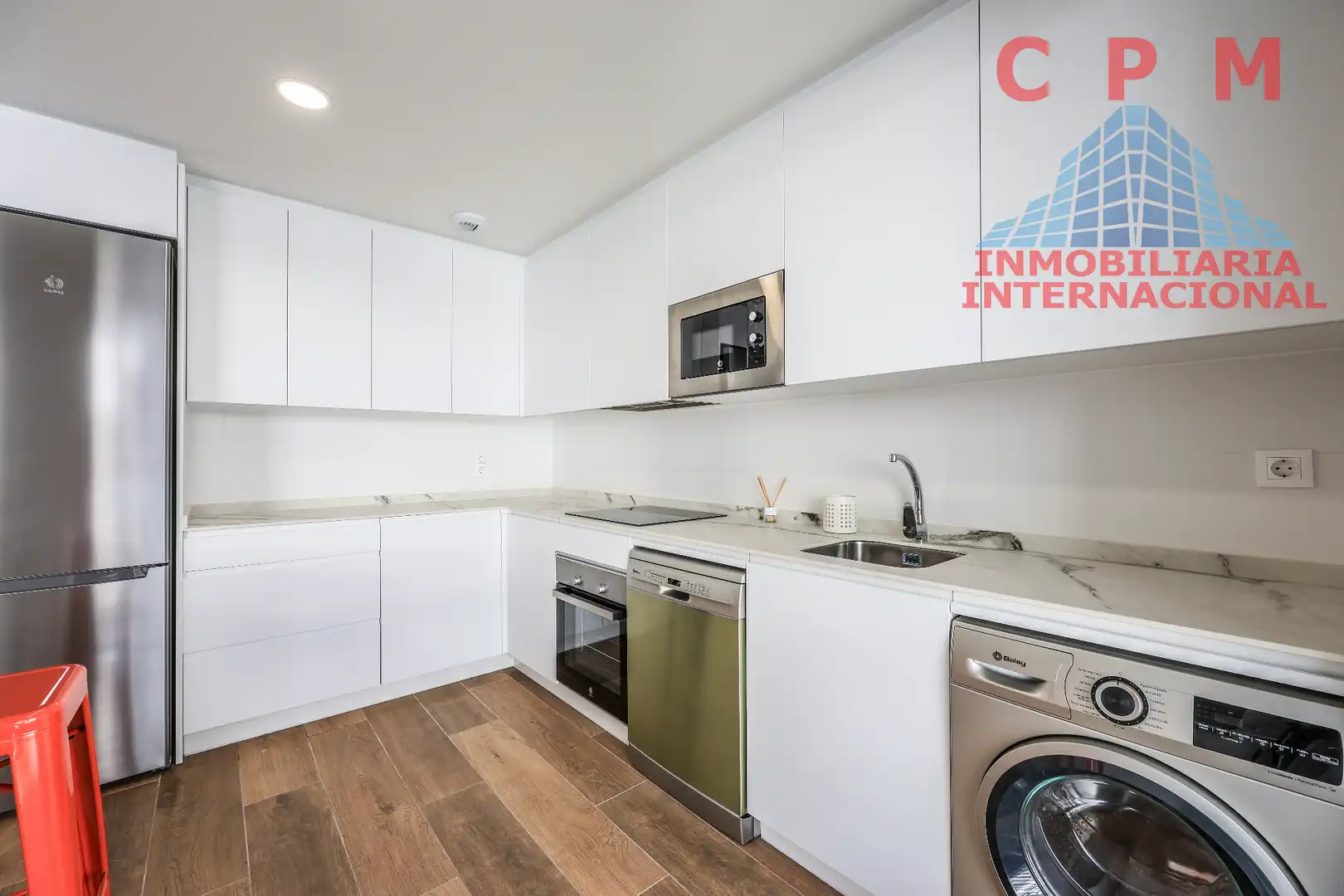 Cuina de Pis de lloguer en Madrid amb Aire condicionat, Calefacció i Parquet
