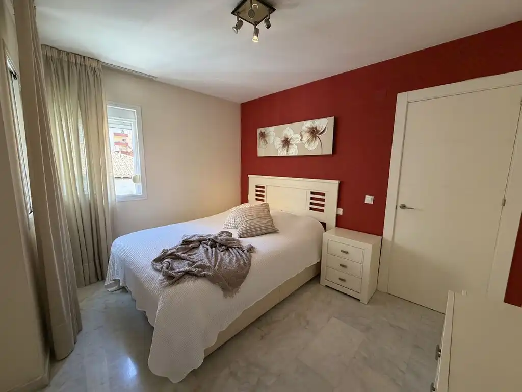Dormitori de Apartament en venda en Málaga amb Terrassa