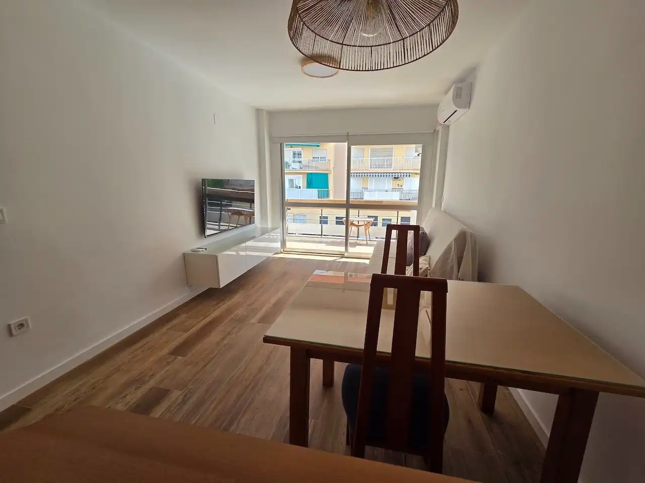 Apartamento con piscina en alquiler en Torre del Mar, imagen 5
