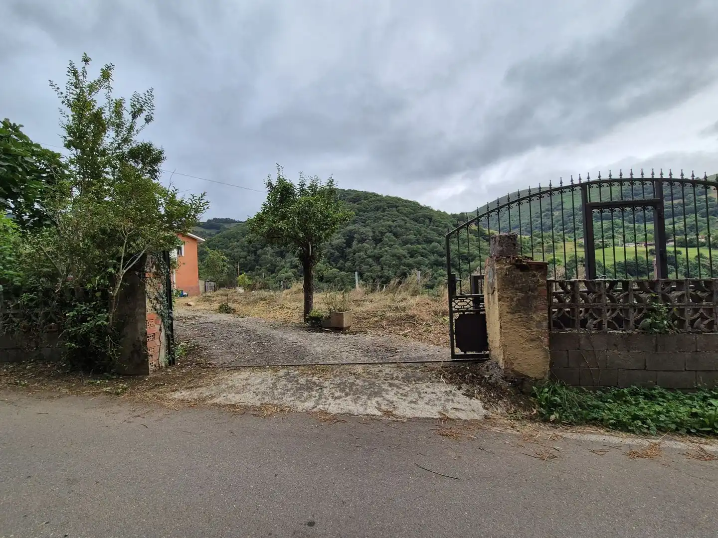 Casa con terraza en venta en Belmonte de Miranda, imagen 27