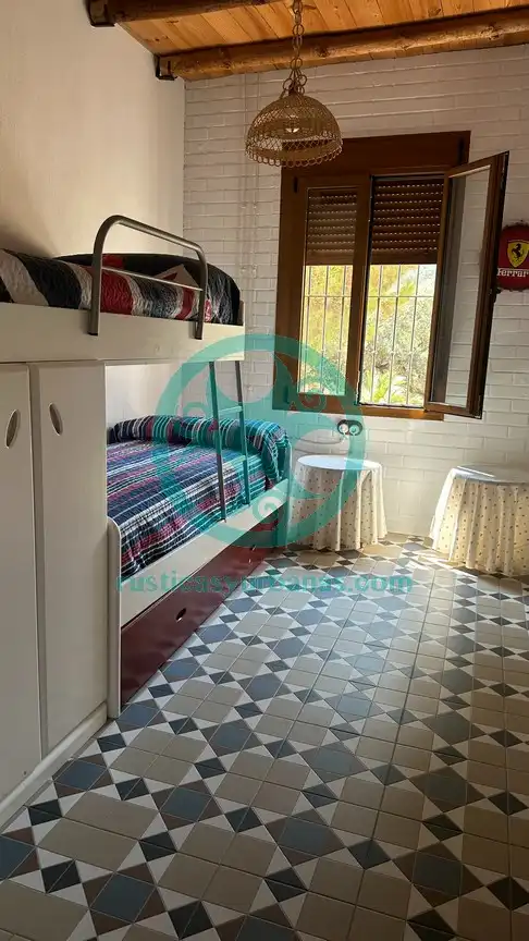 Schlafzimmer von Country house zur Miete in Cáceres mit Schwimmbad, Möbliert und Ofen
