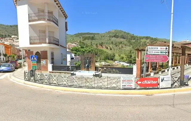 Vista exterior de Casa adosada en venta en La Puerta de Segura