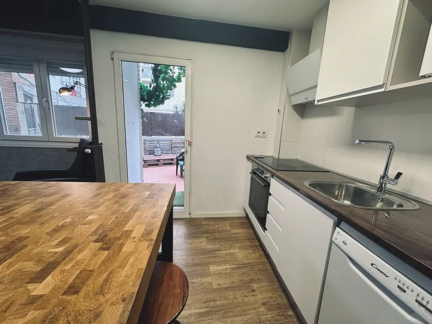Cocina de Piso de alquiler en Zaragoza con Calefacción, Amueblado y Horno
