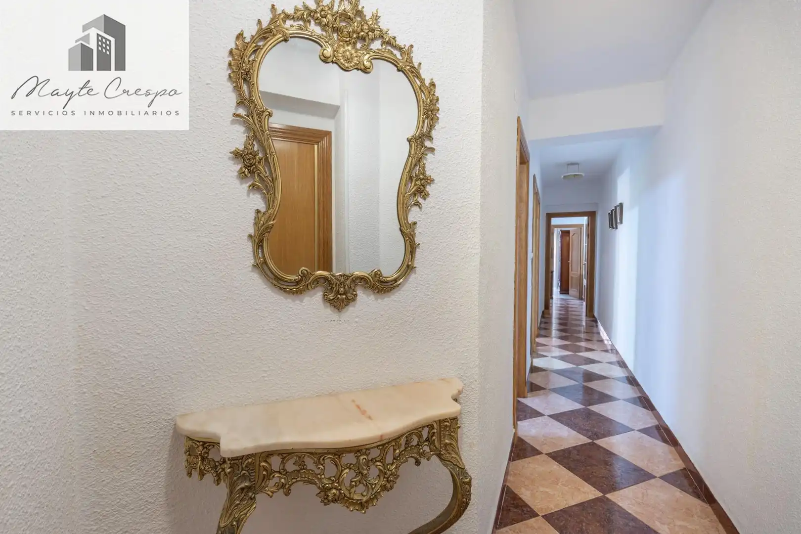 Piso en venta en Granada con Terraza, Amueblado y Balcón
