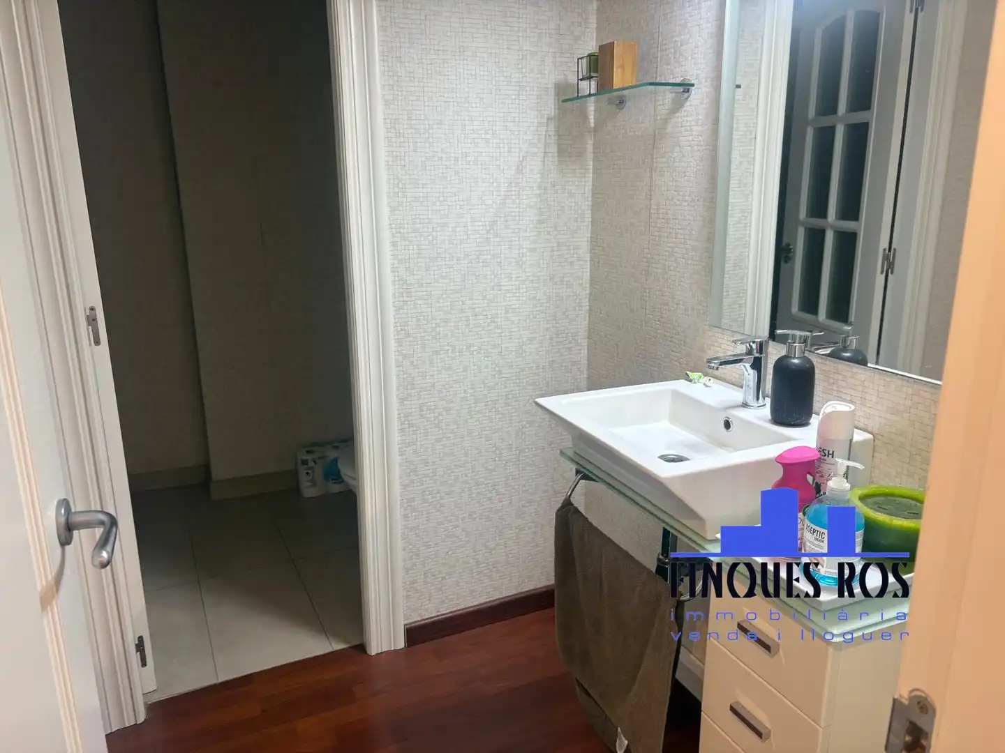 Bathroom of Flat for sale in Vinaròs  with Air Conditioner, Heating and Parquet flooring