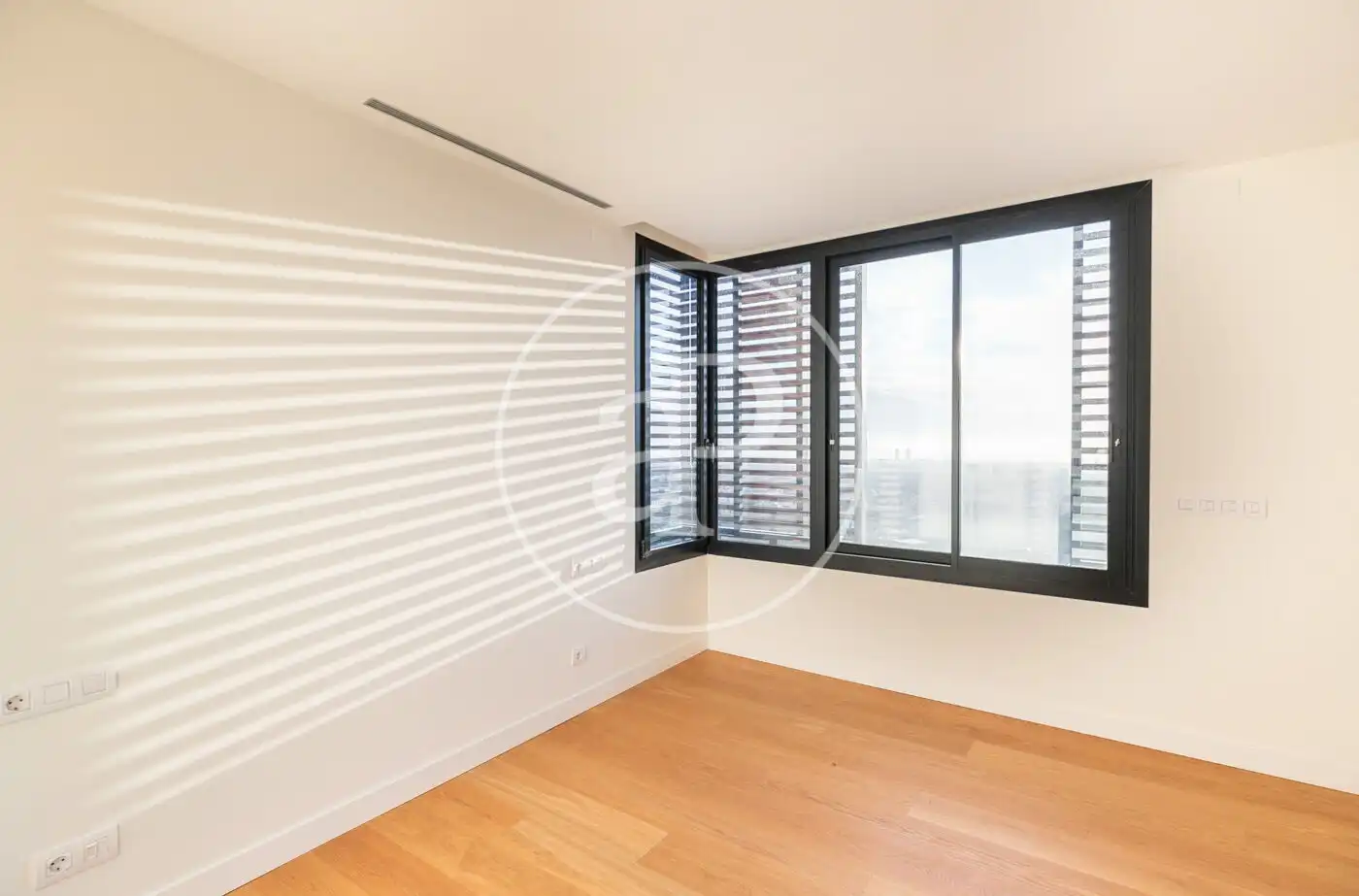 Bedroom of Flat for rent in Barcelona  with Air Conditioner, Heating and Private garden