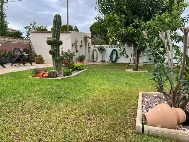 Jardí de Casa o xalet en venda en Mutxamel amb Aire condicionat, Calefacció i Jardí privat