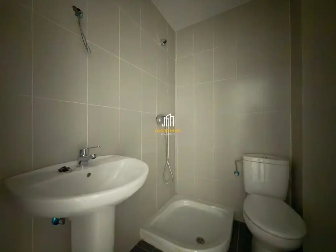 Piso con ascensor en venta en Lardero, imagen 25