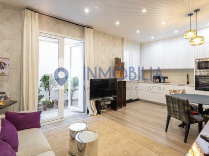 Living room of Flat for sale in  Madrid Capital  with Air Conditioner, Heating and Terrace