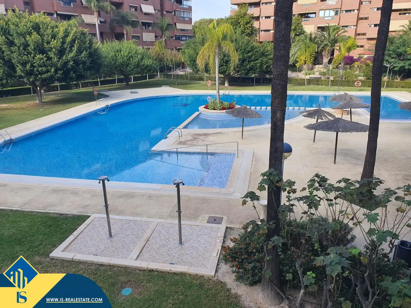 Piso con piscina en venta en Garbinet - Vistahermosa, imagen 13