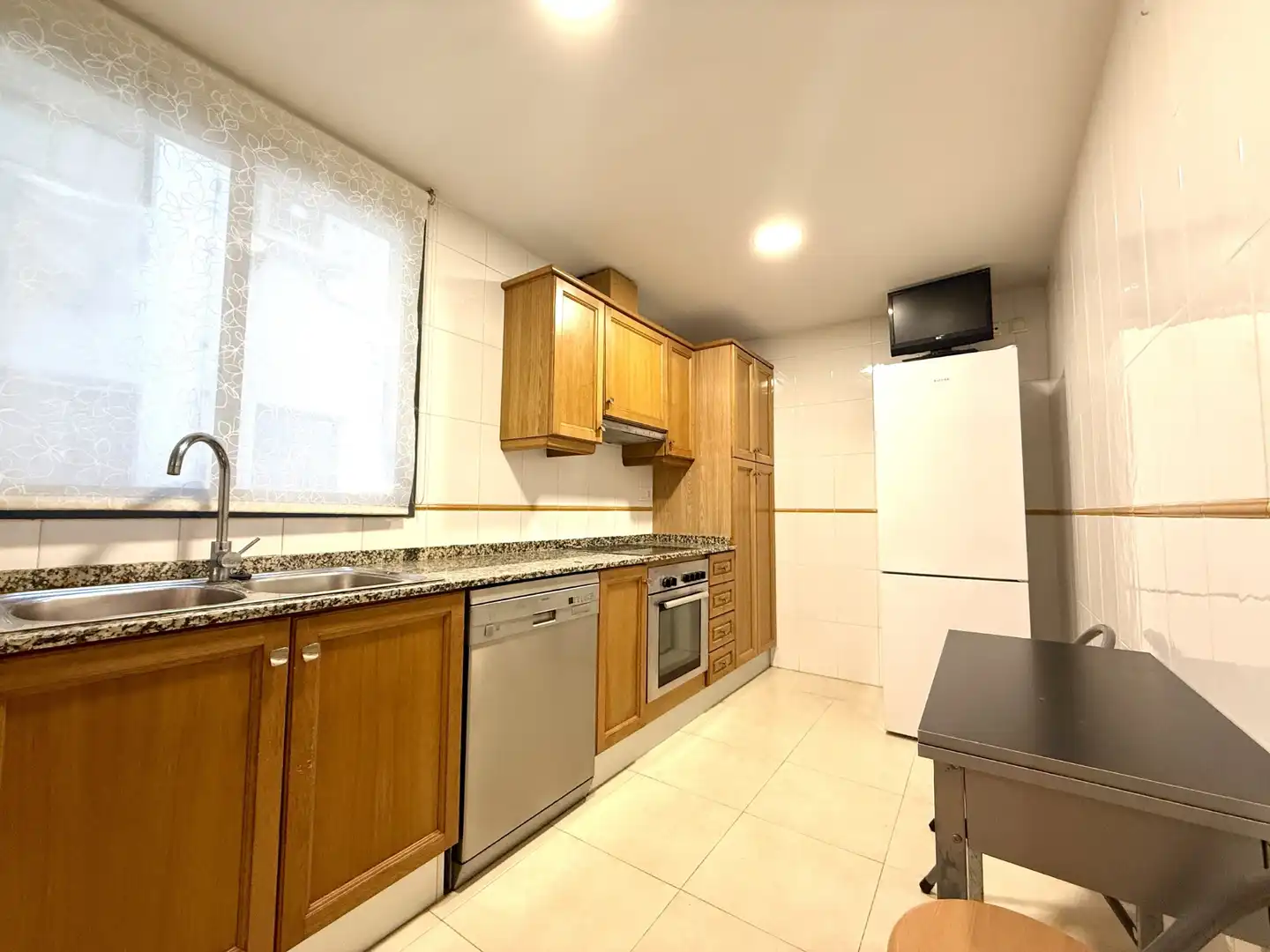 Küche von Wohnung zum Verkauf in Benicasim / Benicàssim mit Klimaanlage, Möbliert und Ofen