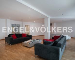 Living room of Apartment to rent in  Valencia Capital  with Air Conditioner, Heating and Parquet flooring