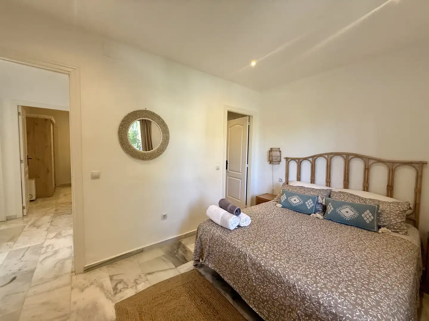Habitación de Casa o chalet en venta en Marbella con Aire acondicionado, Jardín privado y Terraza