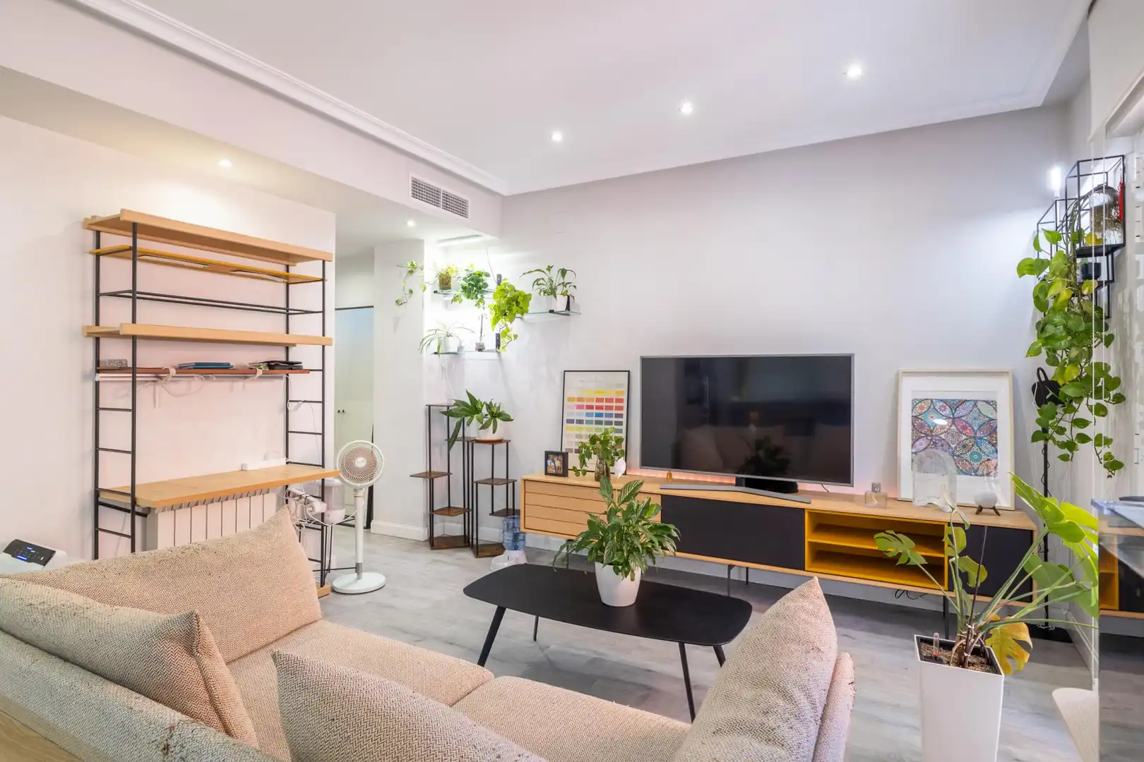 Sala de estar de Apartamento de alquiler en Madrid con Calefacción, Amueblado y Balcón