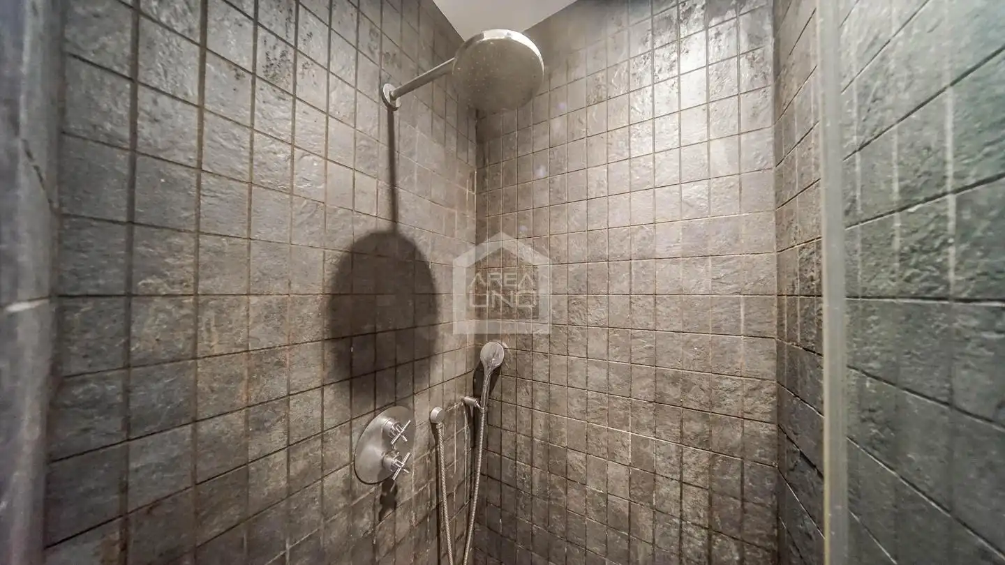 Baño de Piso en venta en Madrid con Calefacción y Parquet