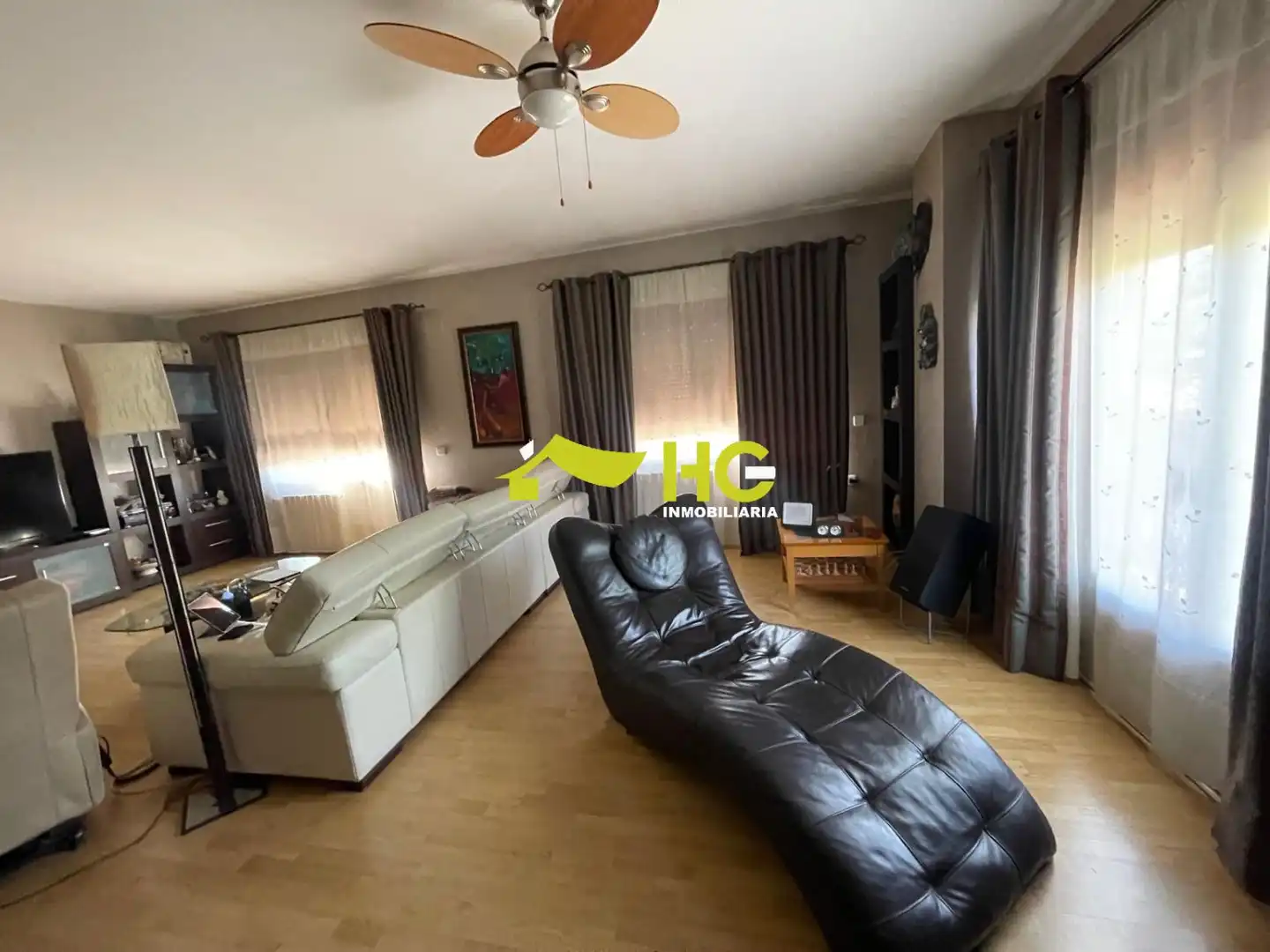 Sala de estar de Piso de alquiler en Villaviciosa de Odón con Aire acondicionado y Calefacción
