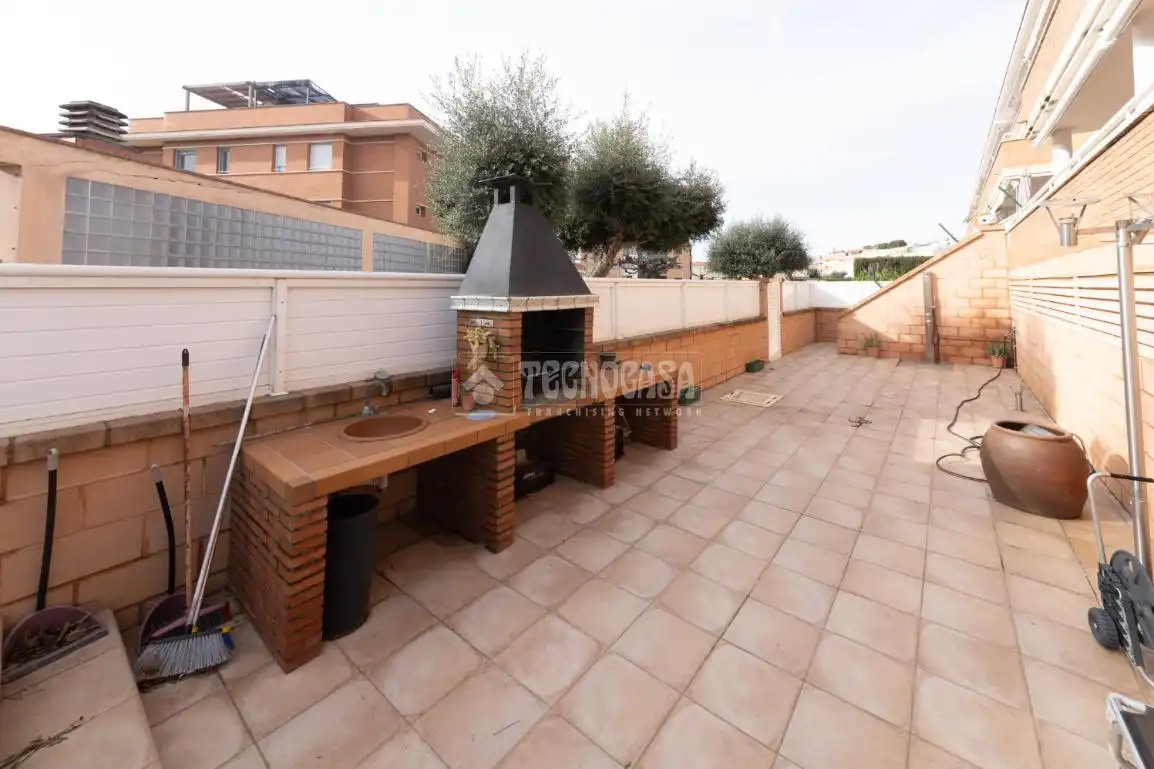 Terrassa de Pis en venda en Cubelles amb Calefacció i Terrassa